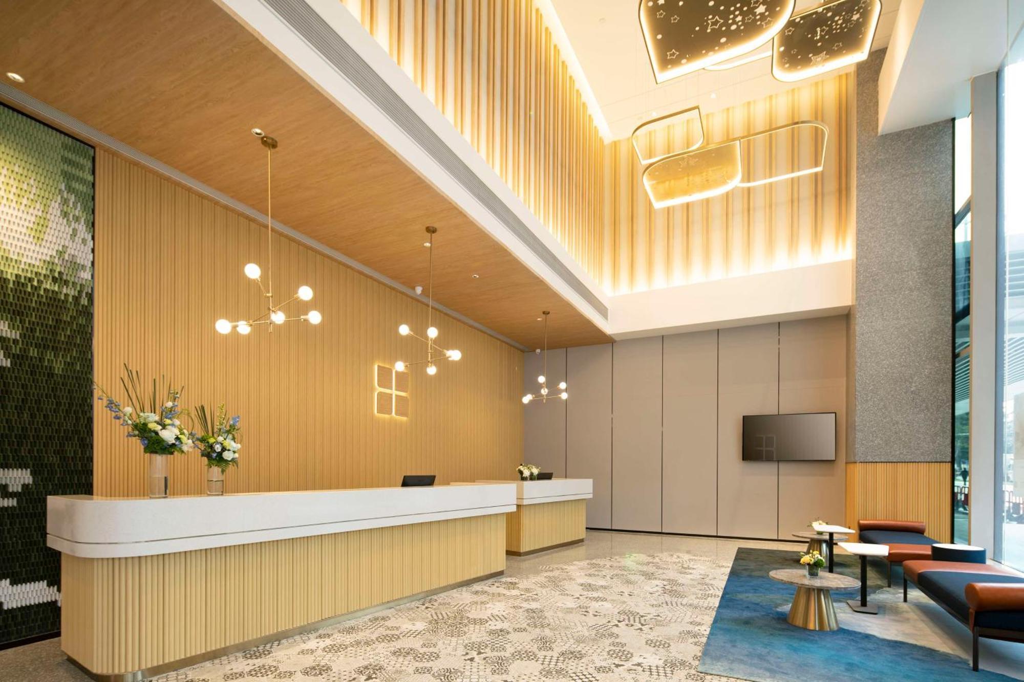 Hilton Garden Inn Shenzhen Airport,Enjoy 24-Hour One Way Free Delivery From Hotel To Shenzhen Baoan Airport On The Hour Shénzhen Exterior foto