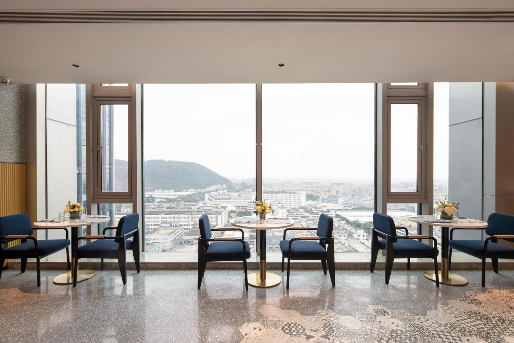 Hilton Garden Inn Shenzhen Airport,Enjoy 24-Hour One Way Free Delivery From Hotel To Shenzhen Baoan Airport On The Hour Shénzhen Exterior foto